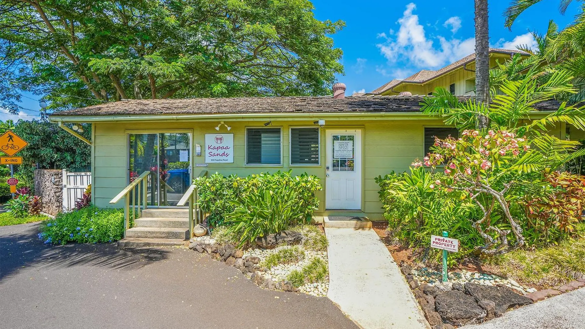 Gardenfront Escape With Ocean Views At Kapa'A Sands 24